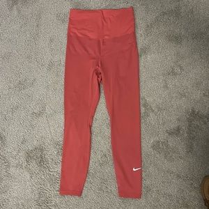 Nike maternity leggings